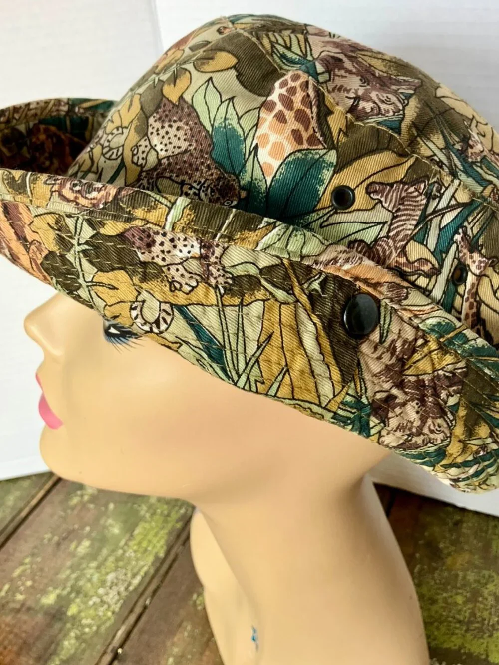 Vintage Bucket hat with snaps and animal collage print
